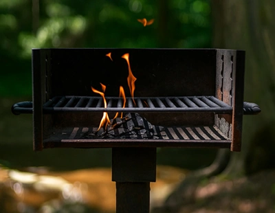 Як зробити мангал зі сталі своїми руками?