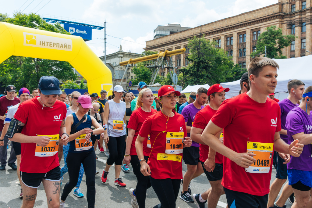 АВ металл групп на INTERPIPE Dnipro Half Marathon